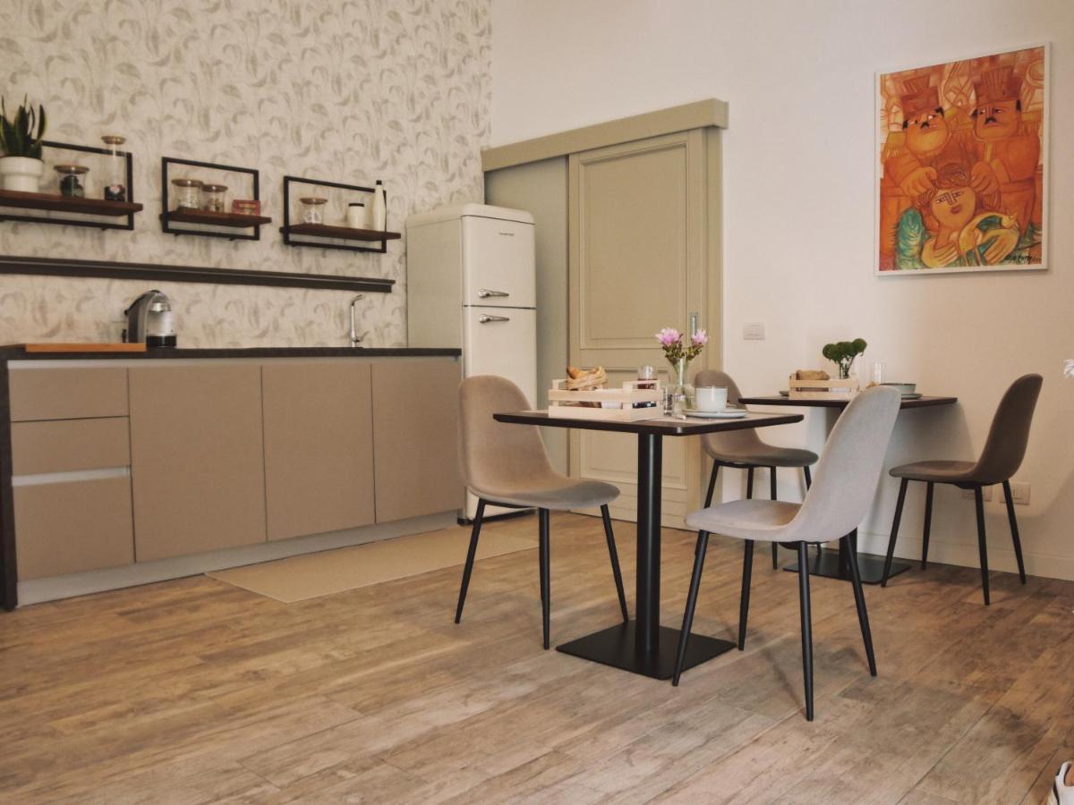 Adele E Il Duca Bed And Breakfast レッチェ エクステリア 写真